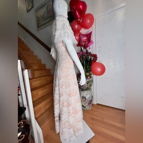 Needle & Thread
Lunette Blossom Ankle Gown - Picture 5 of 6